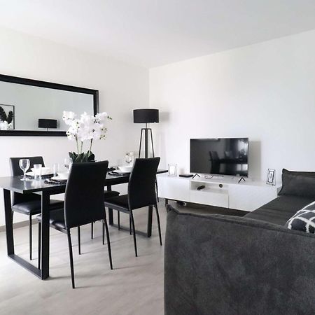 Frenchy By Plaza Apartment Serris Exterior photo