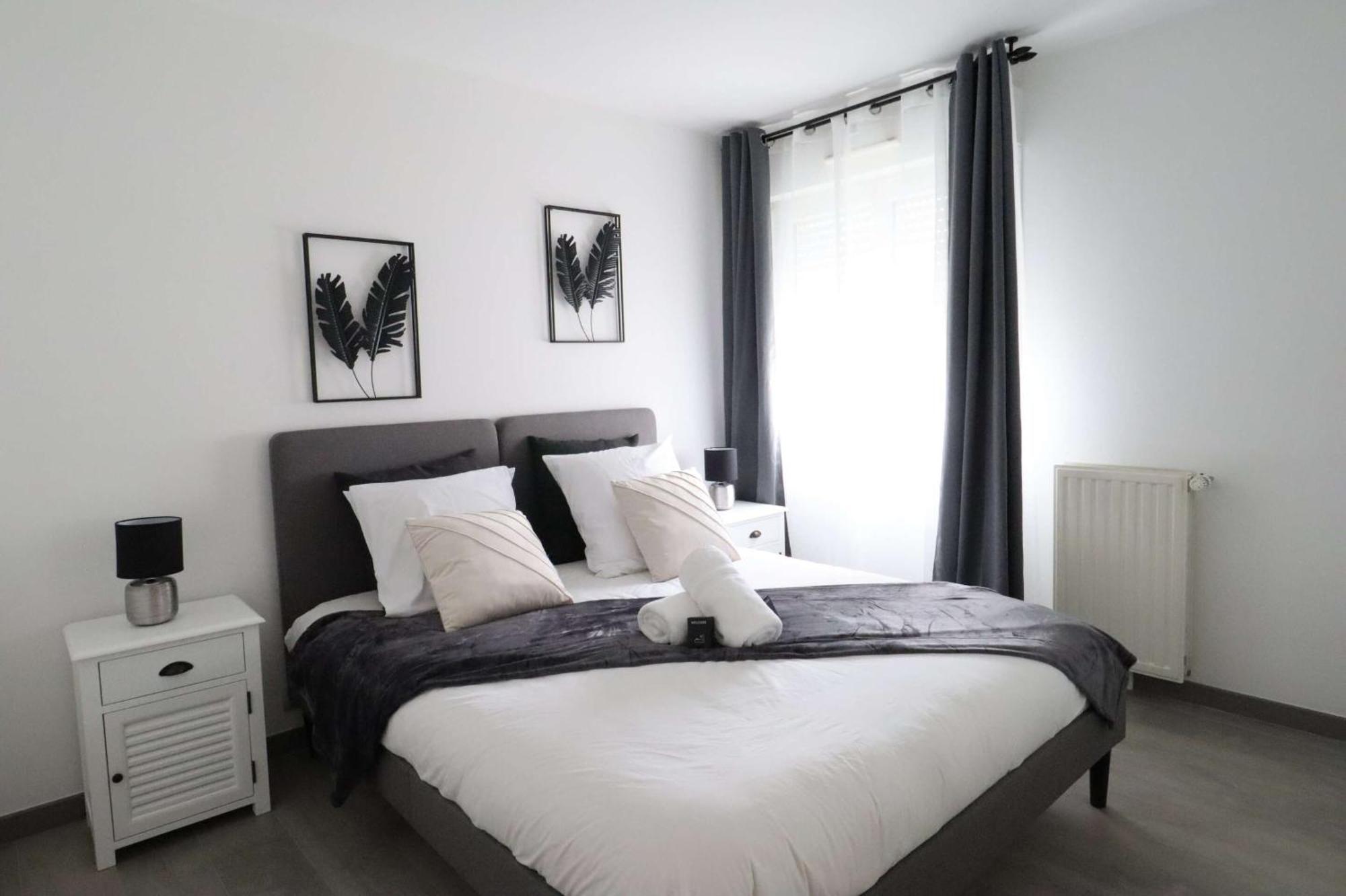 Frenchy By Plaza Apartment Serris Exterior photo
