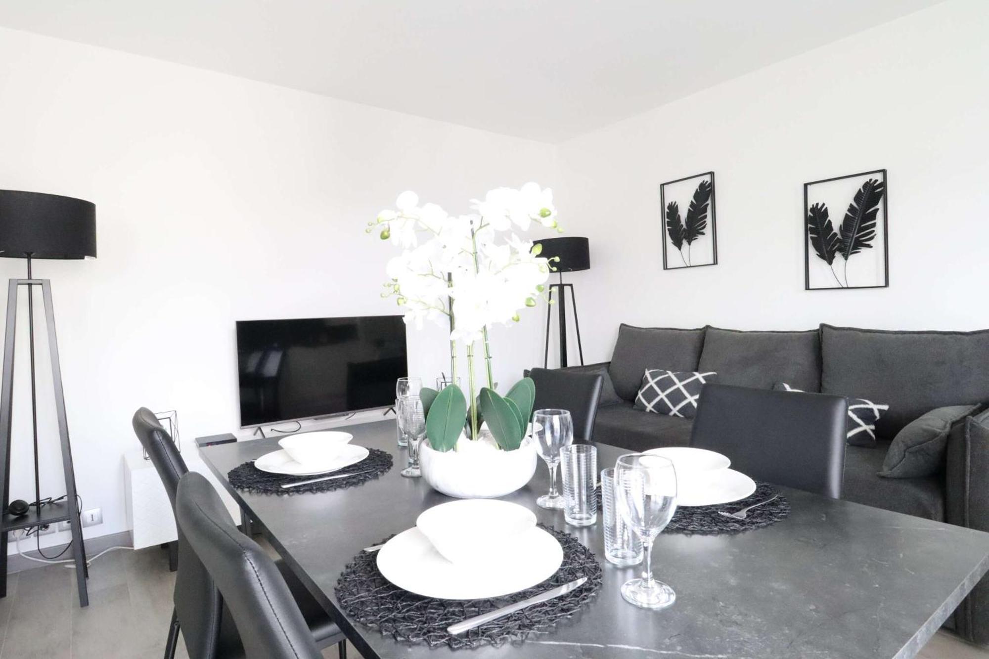 Frenchy By Plaza Apartment Serris Exterior photo