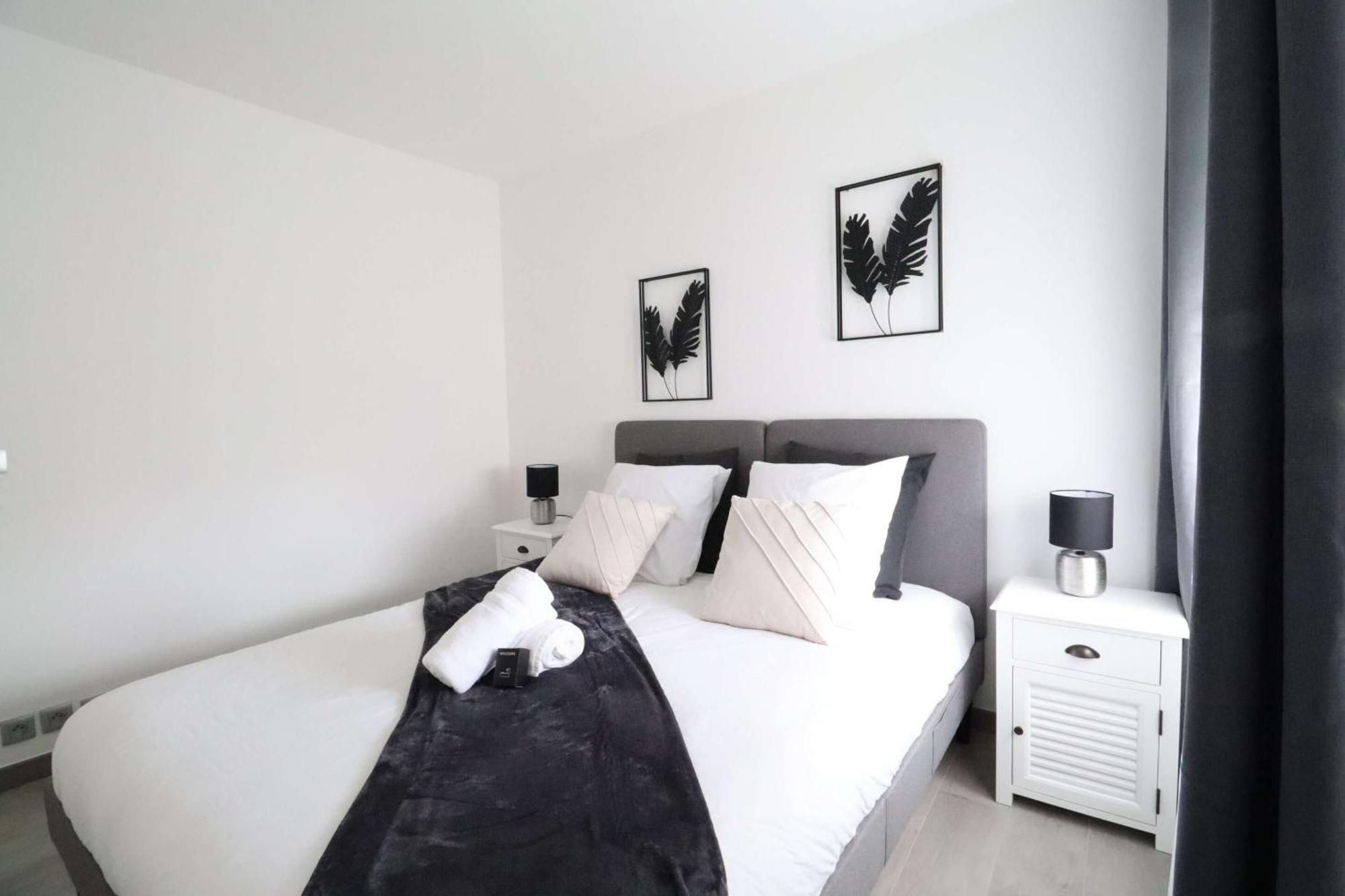 Frenchy By Plaza Apartment Serris Exterior photo